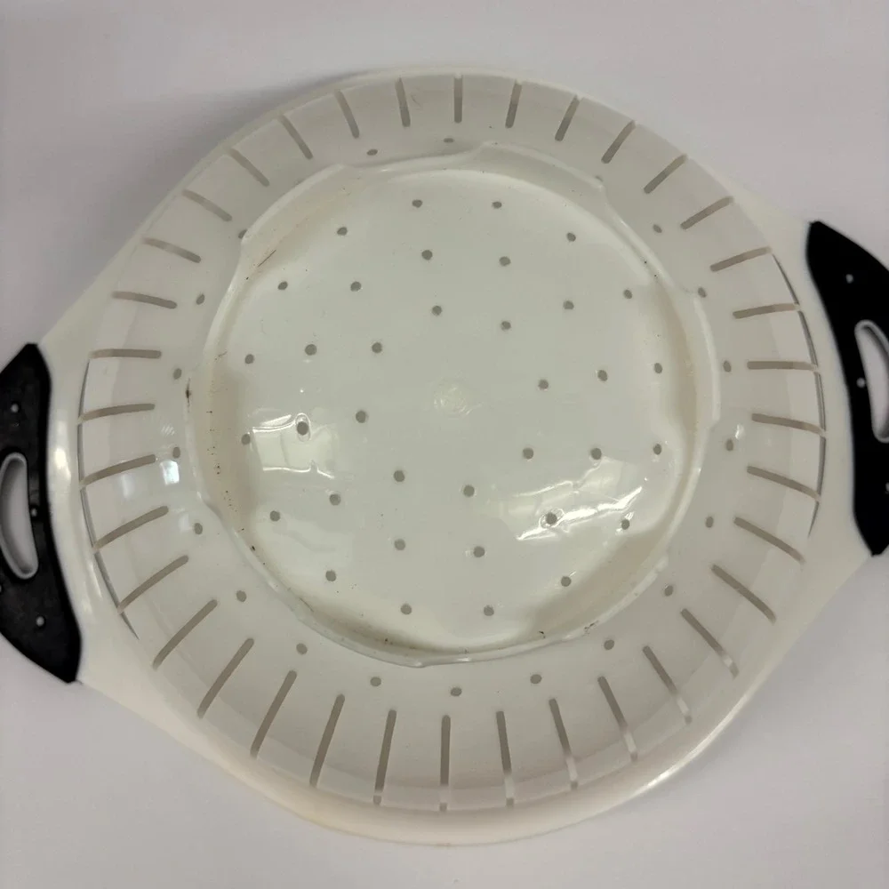 N/A white plastic